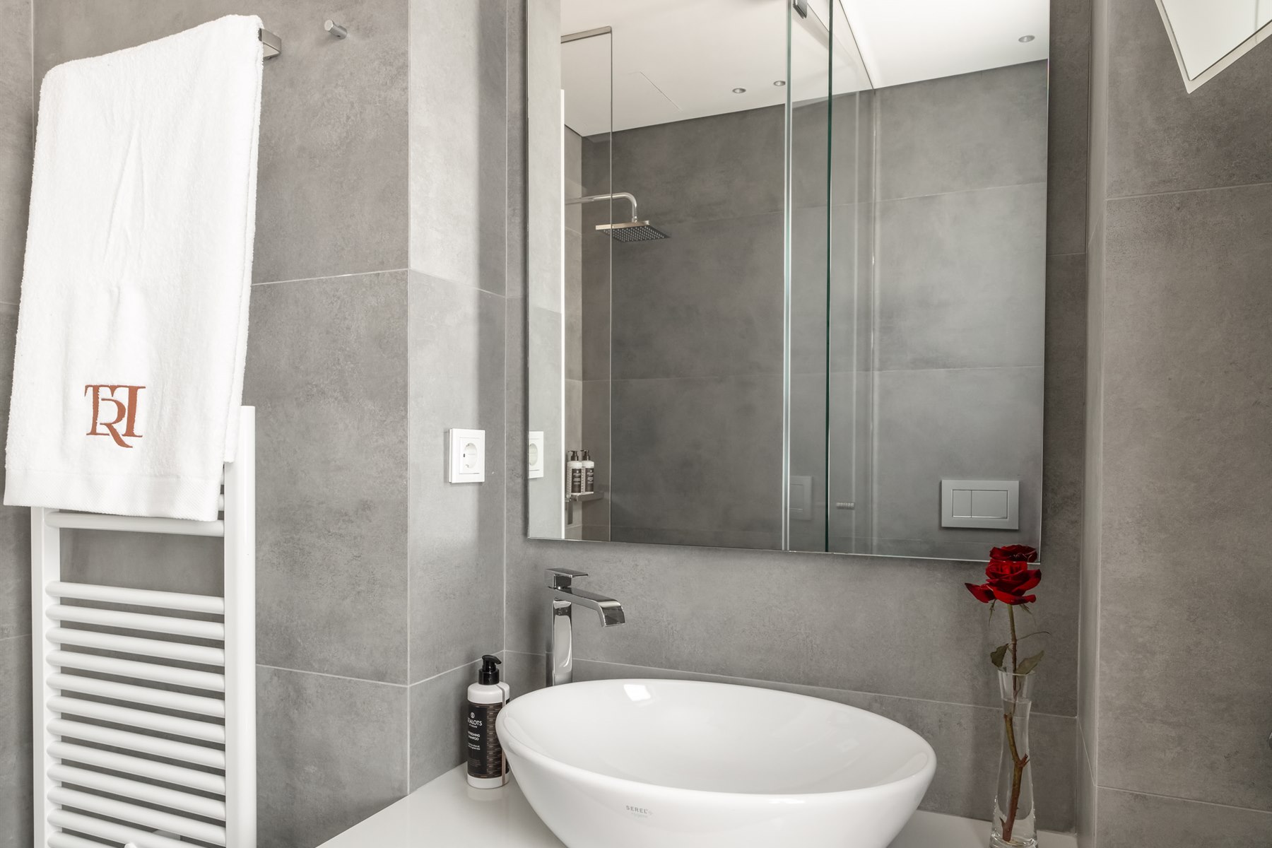 Μπάνιο Trilogia Suites